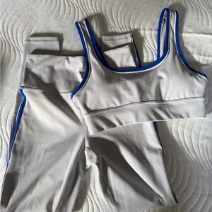Women’s Athleta leggings and bra set